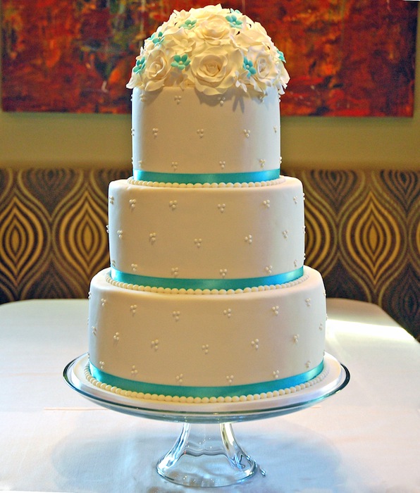 Tiffany Blue Wedding Cake with Roses