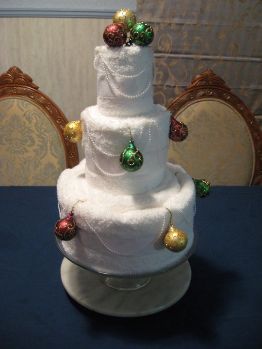 Cake Towel Christmas Tree