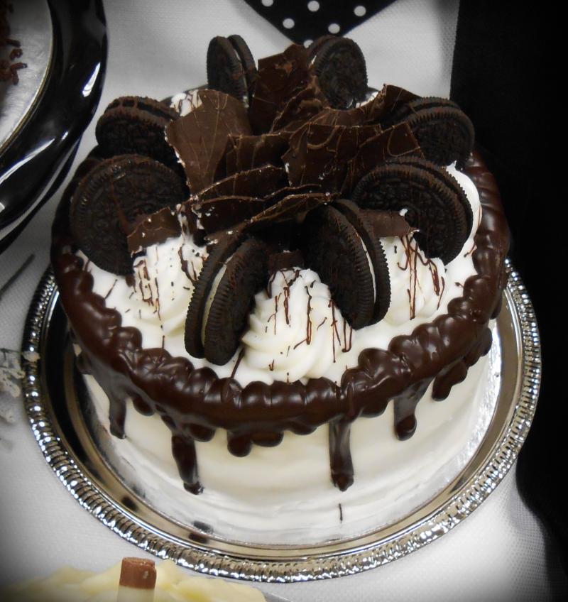 Cookies and Cream Cake