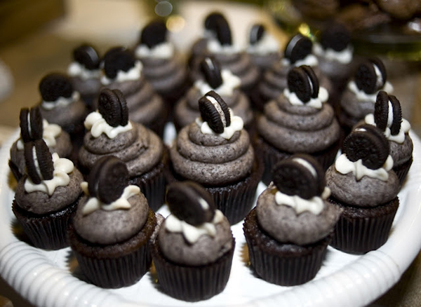 9 Photos of Cookies And Cream Wedding Cupcakes