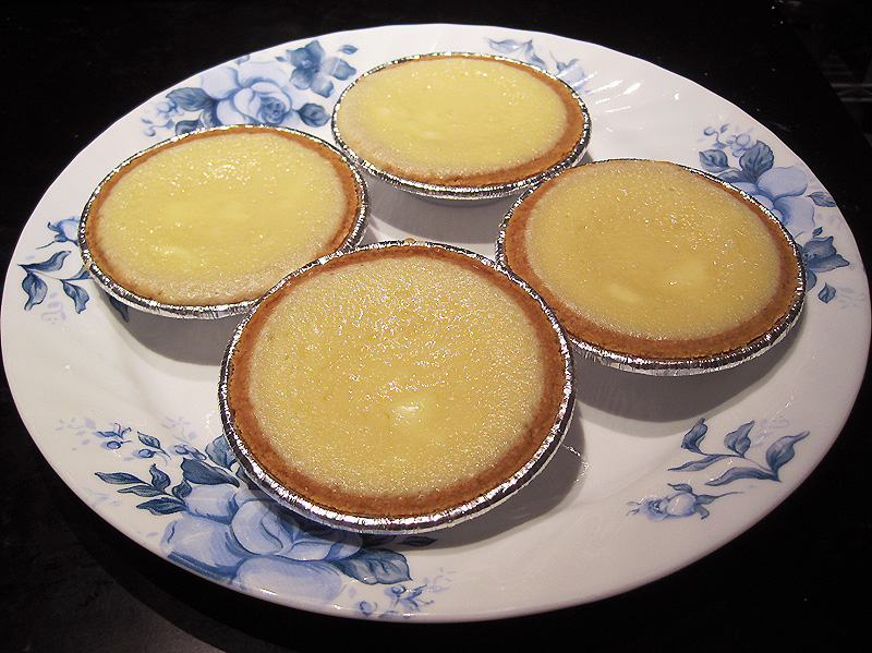 Mini Cheesecakes with Graham Cracker Crust