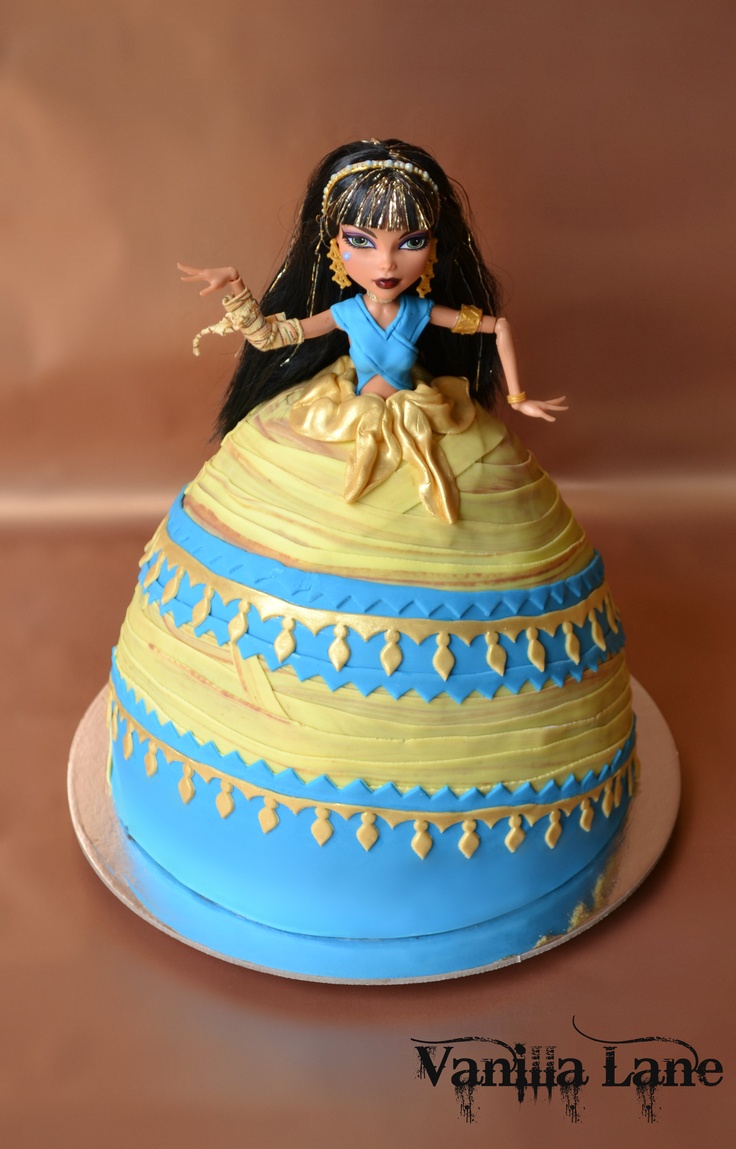 Monster High Cleo De Nile Cake