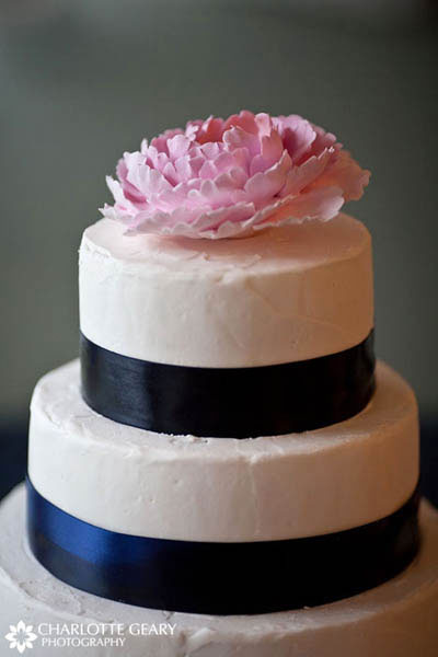 Navy-Blue-And-Pink-Wedding-Cake