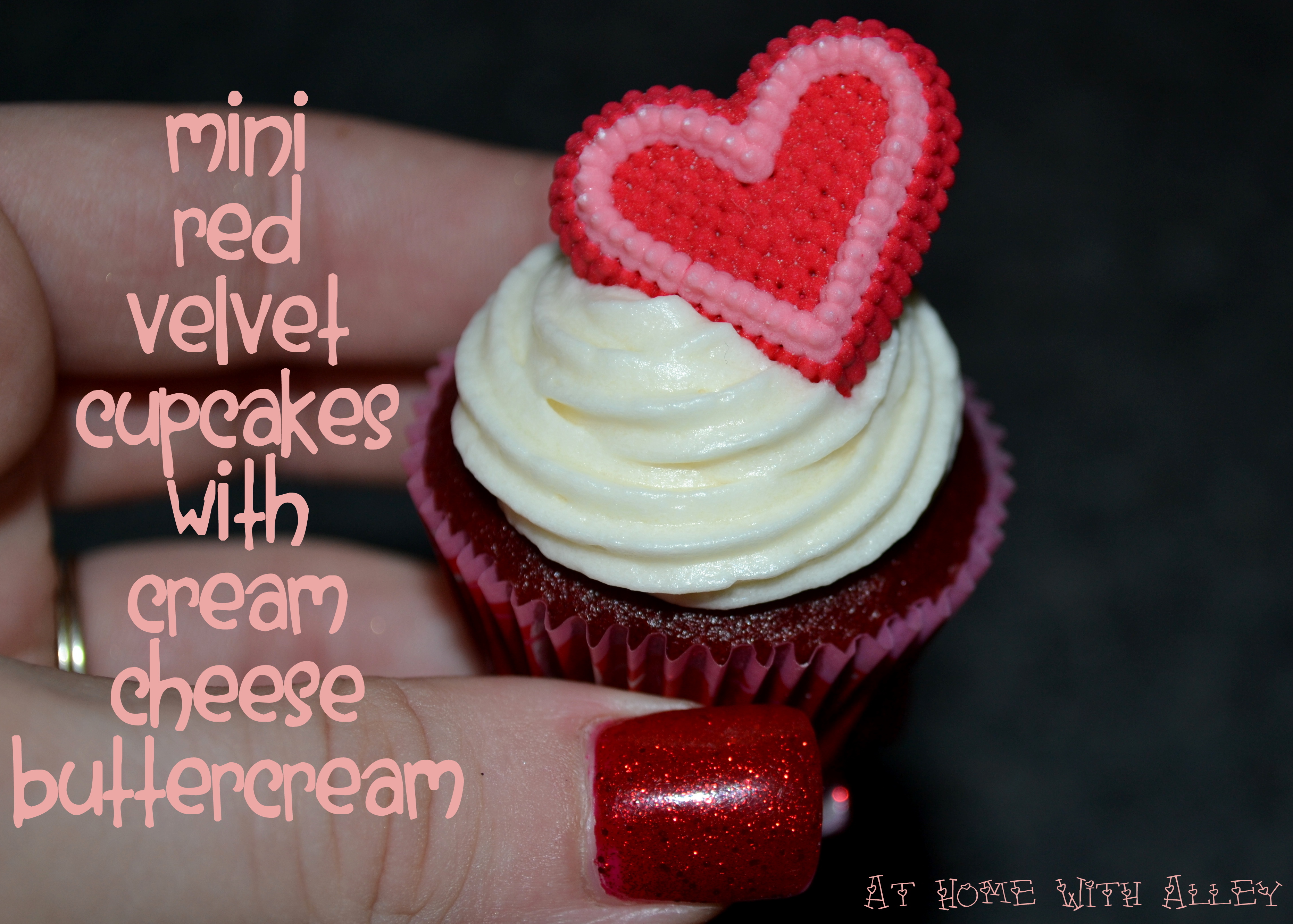 Red Velvet Mini-Cupcakes