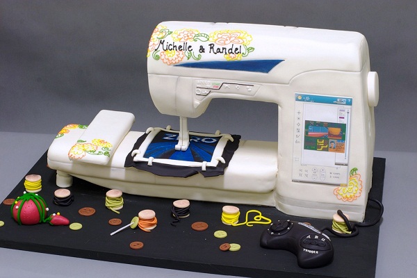 Sewing Machine Cake