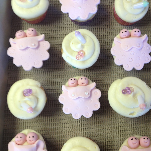 Twins Baby Shower Cupcakes