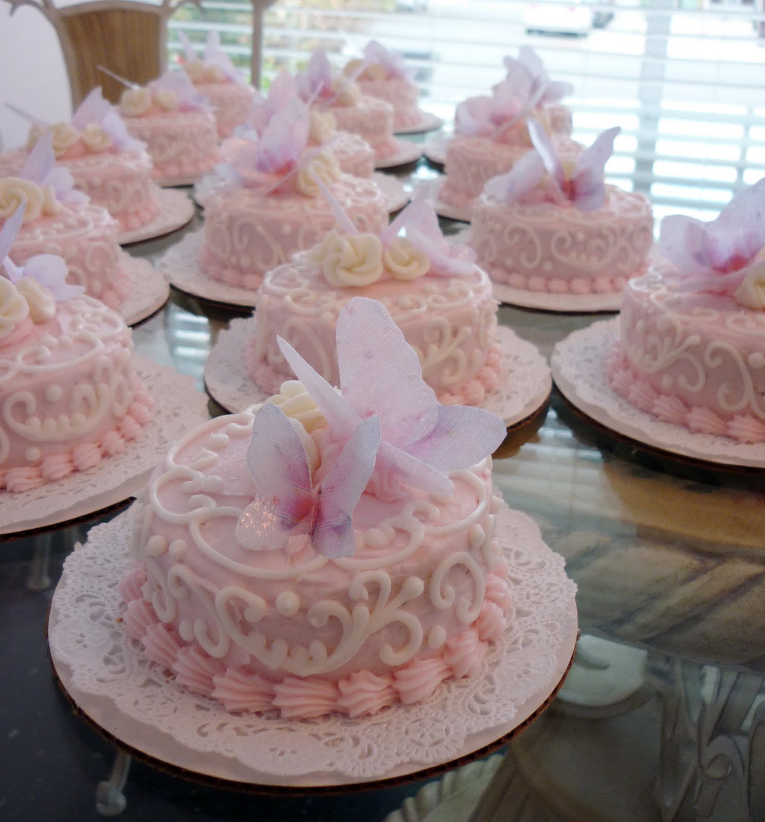 Unique Edible Baby Shower Cakes