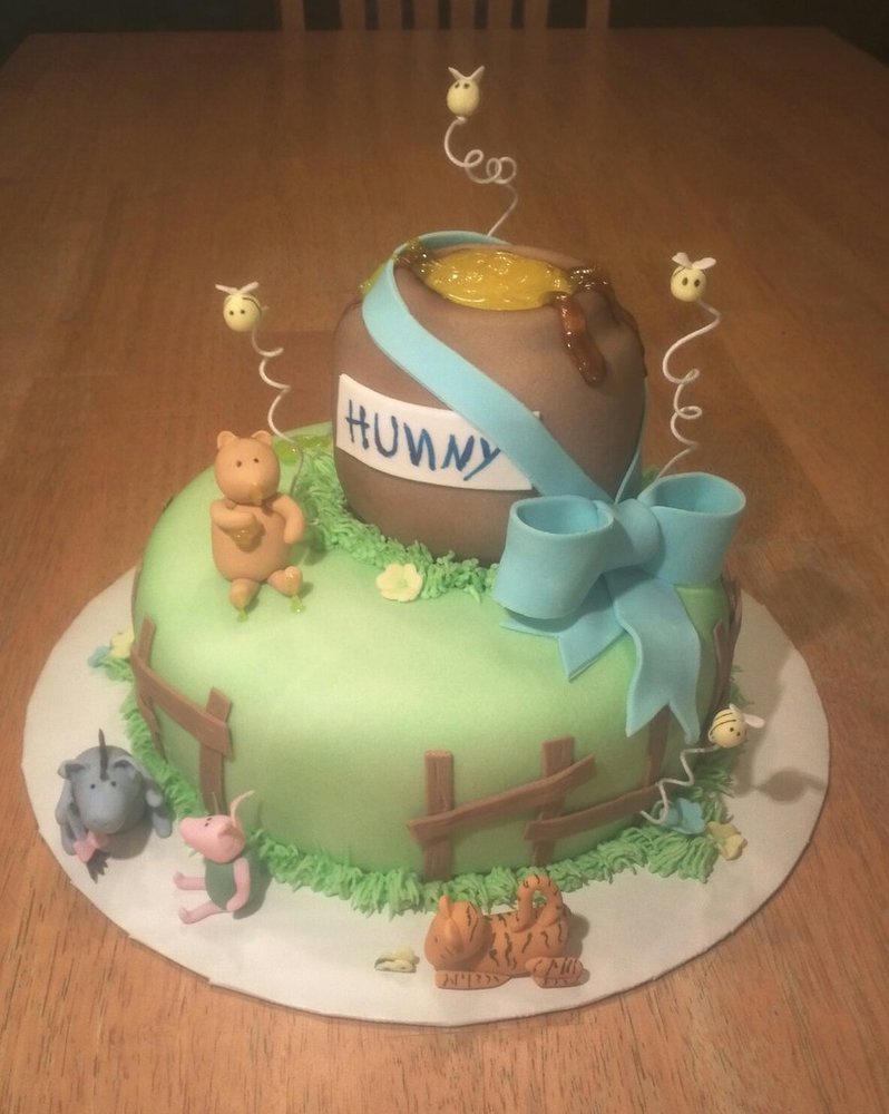 Winnie Pooh Baby Shower Cake