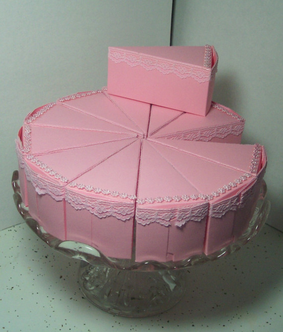 Cake Shaped Favor Boxes