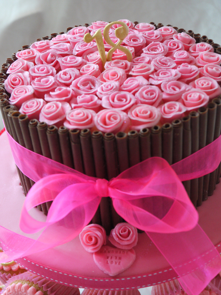 Chocolate Cake with Pink Roses