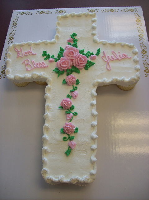 Cross Cupcake Cake