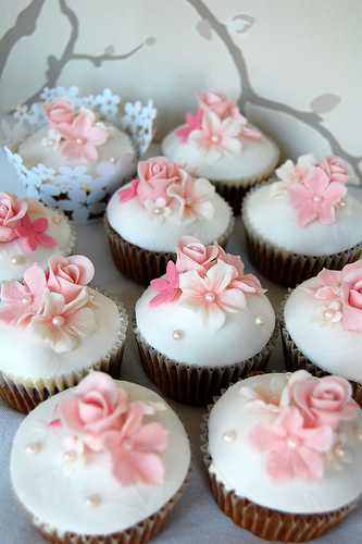 Cupcakes with Pink Flowers