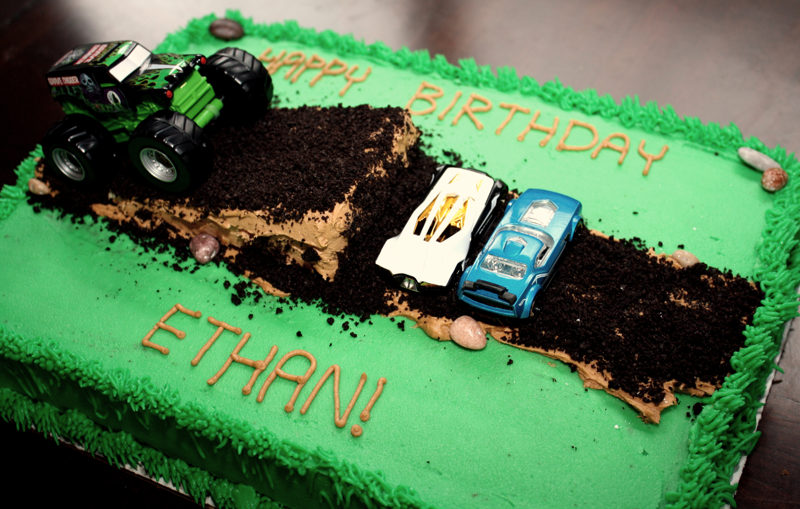 Easy Monster Truck Cake