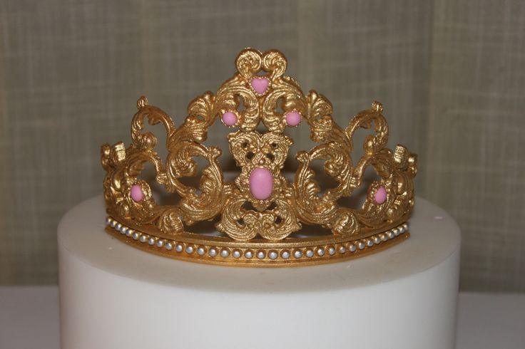 Fondant Crown