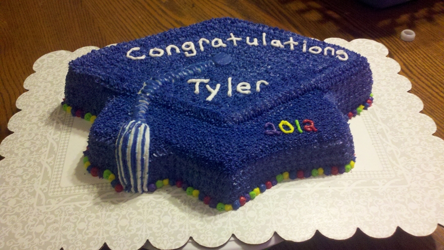 Graduation Cap Cake