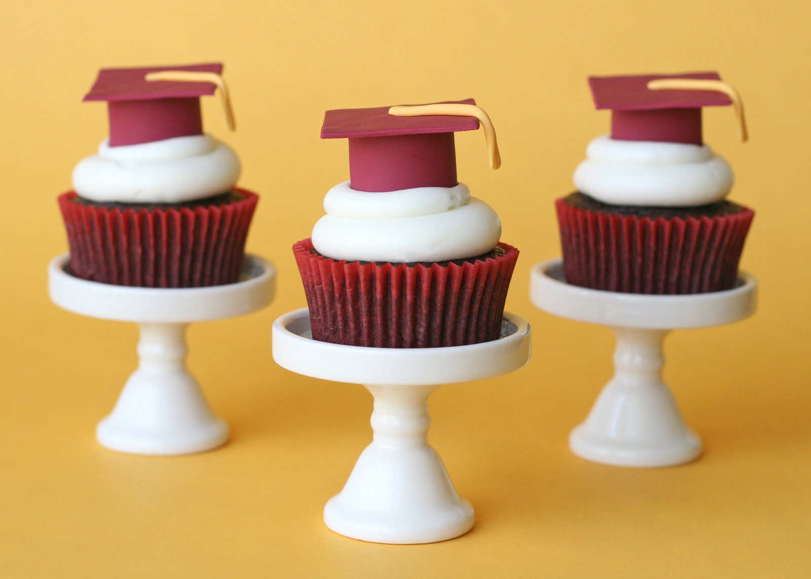 Graduation Cap Cupcakes