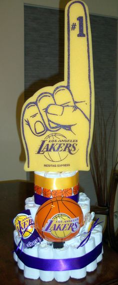 7 Photos of Lakers Diaper Cakes