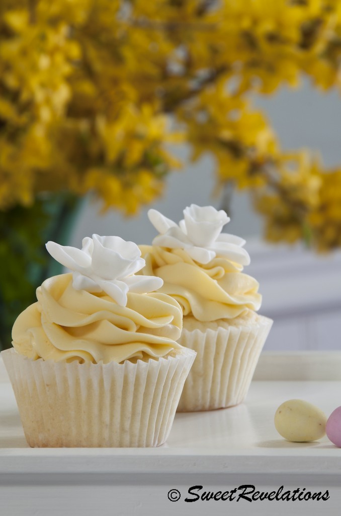 Lemon Swiss Meringue Buttercream