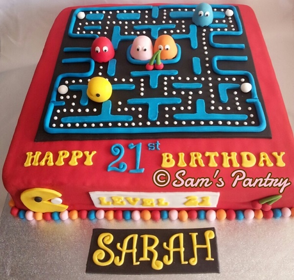 Pacman Birthday Cake