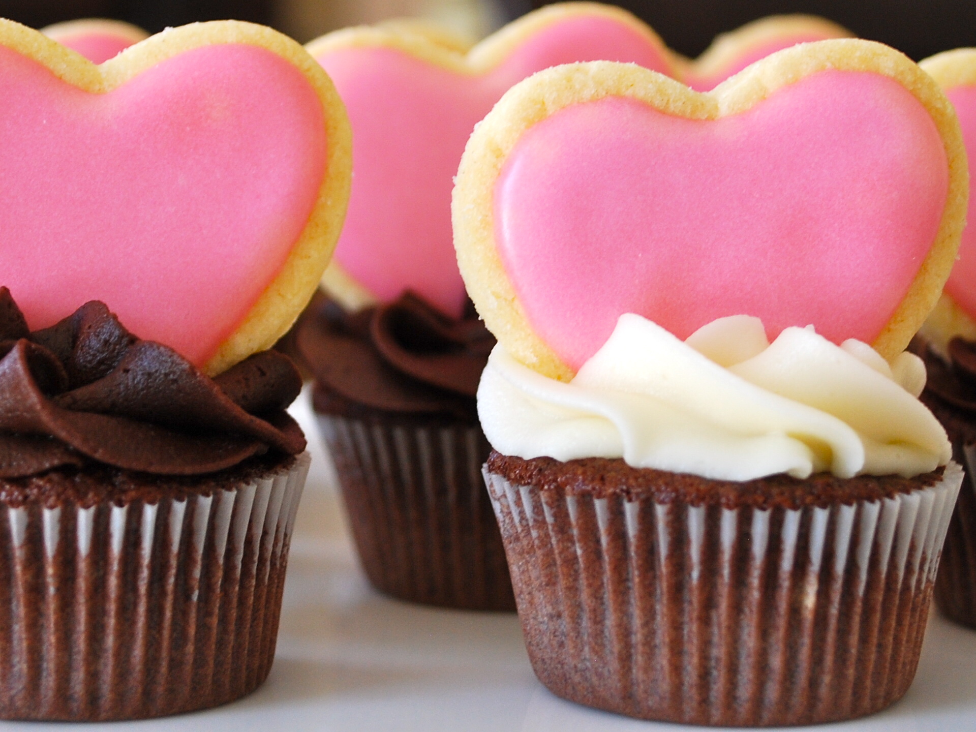 Valentine's Day Cookies and Cupcakes