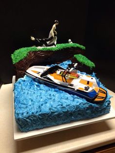 Wakeboard Boat Cake