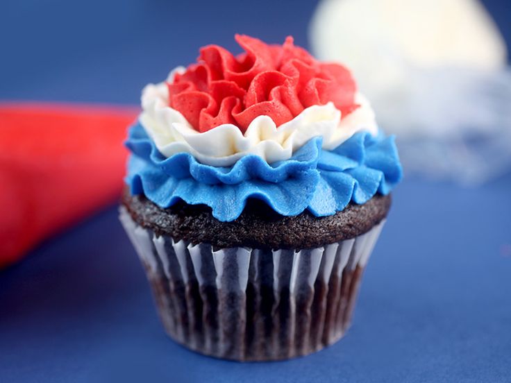 Buttercream Ruffle Cupcake