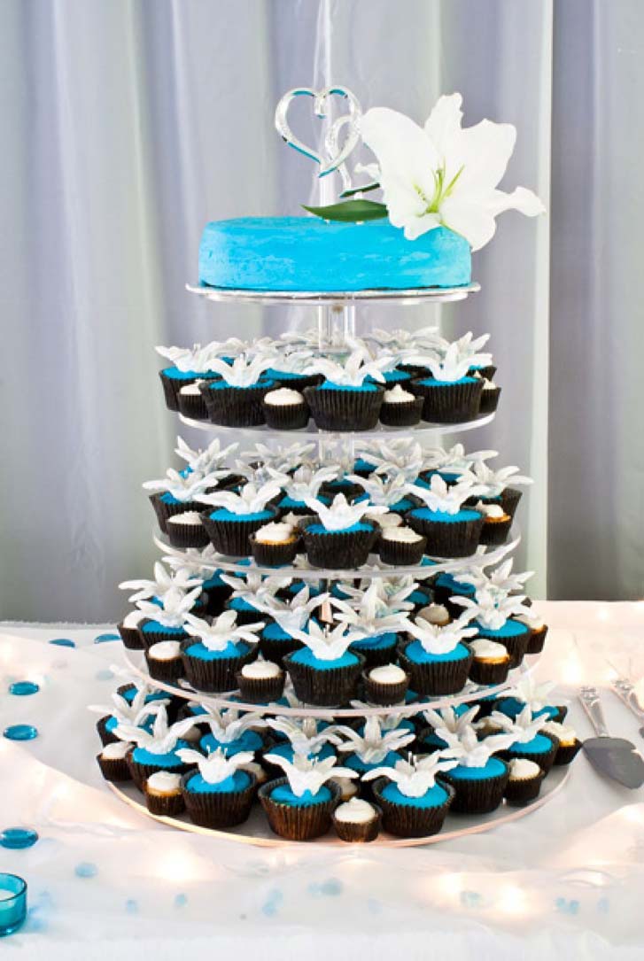 Cali Lillies Wedding Cake Designs Cupcakes