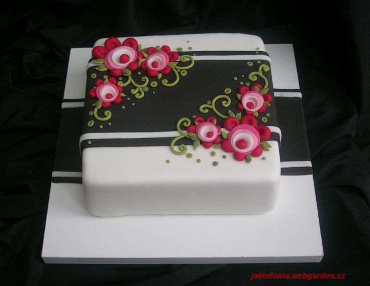 Elegant Flower Cake