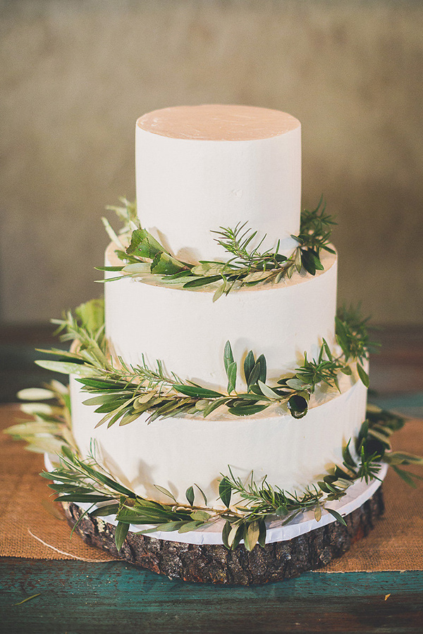 7 Simple Earthy Wedding Cakes Photo Simple Elegant Wedding Cake