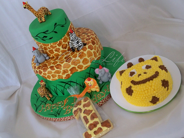 Giraffe Themed Birthday Party