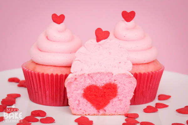 5 Photos of Valentine's Cupcakes Heart Inside