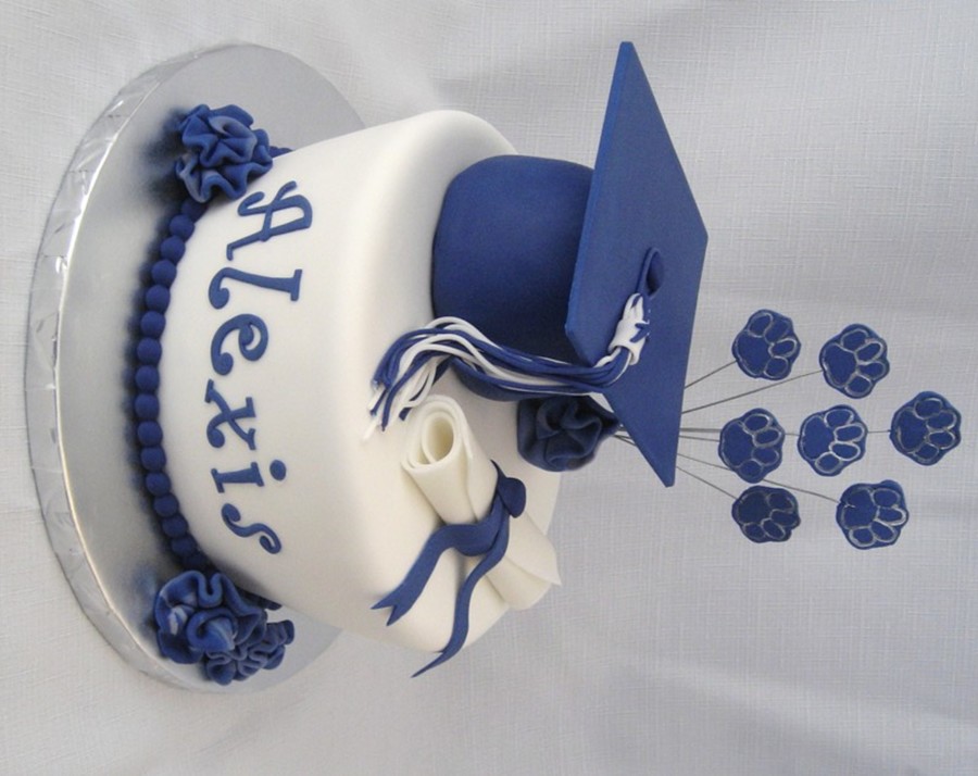 High School Graduation Cake Ideas