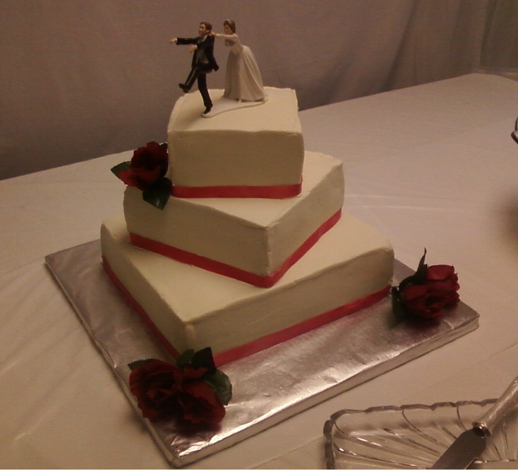 Staggered Square Wedding Cakes