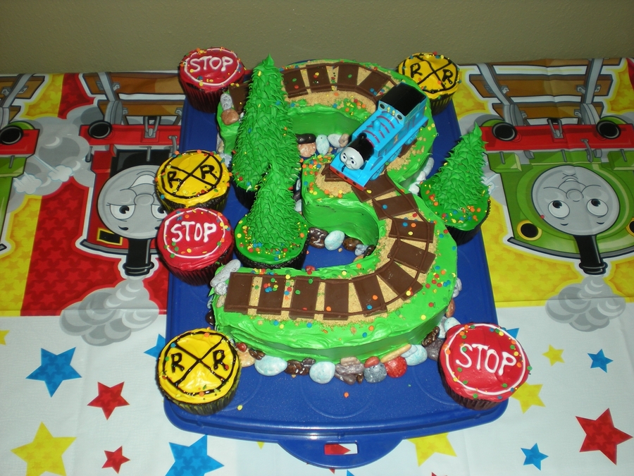 Thomas the Train Birthday Cake Number 3