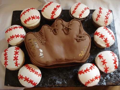 Baseball Cupcake Cake Idea