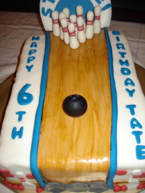 Bowling Themed Cake