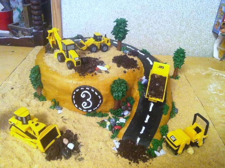 Boys Construction Cake