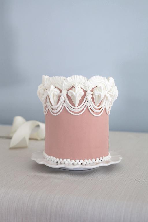 7 Professional Wedding Cakes Decorations Photo Cake Icing