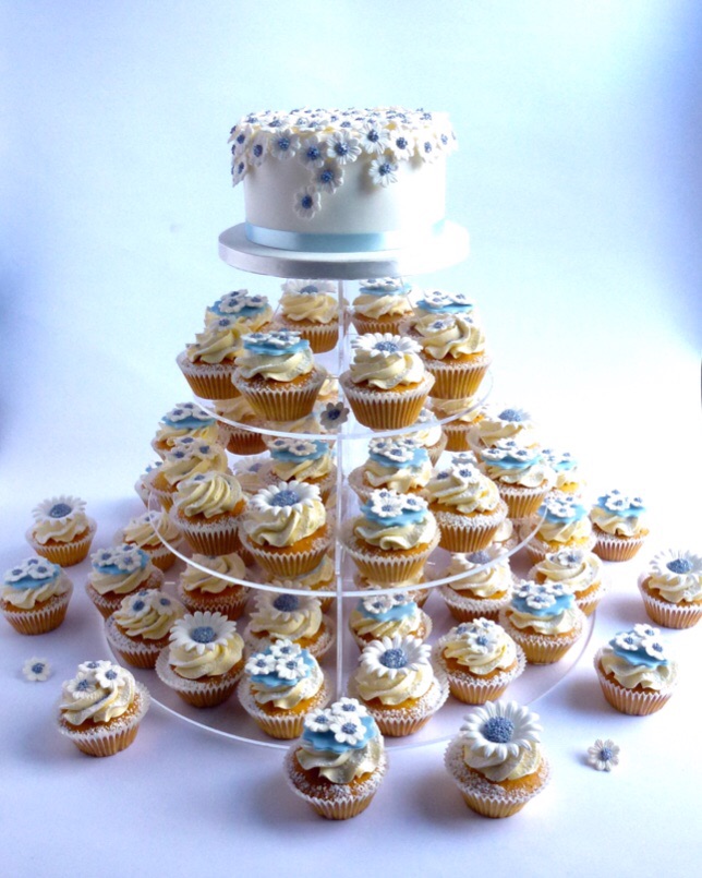 Cake with Cupcake Tower