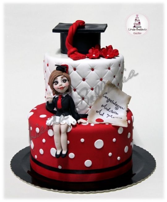 7 Photos of Graduation Cakes 2014 In Red