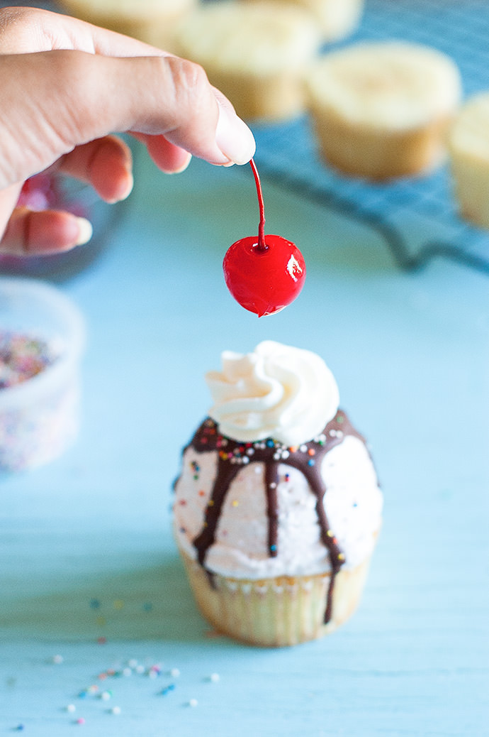 How to Make Ice Cream Sundae Cupcakes