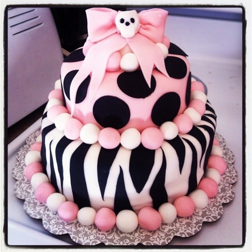 Pink Skull Wedding Cake