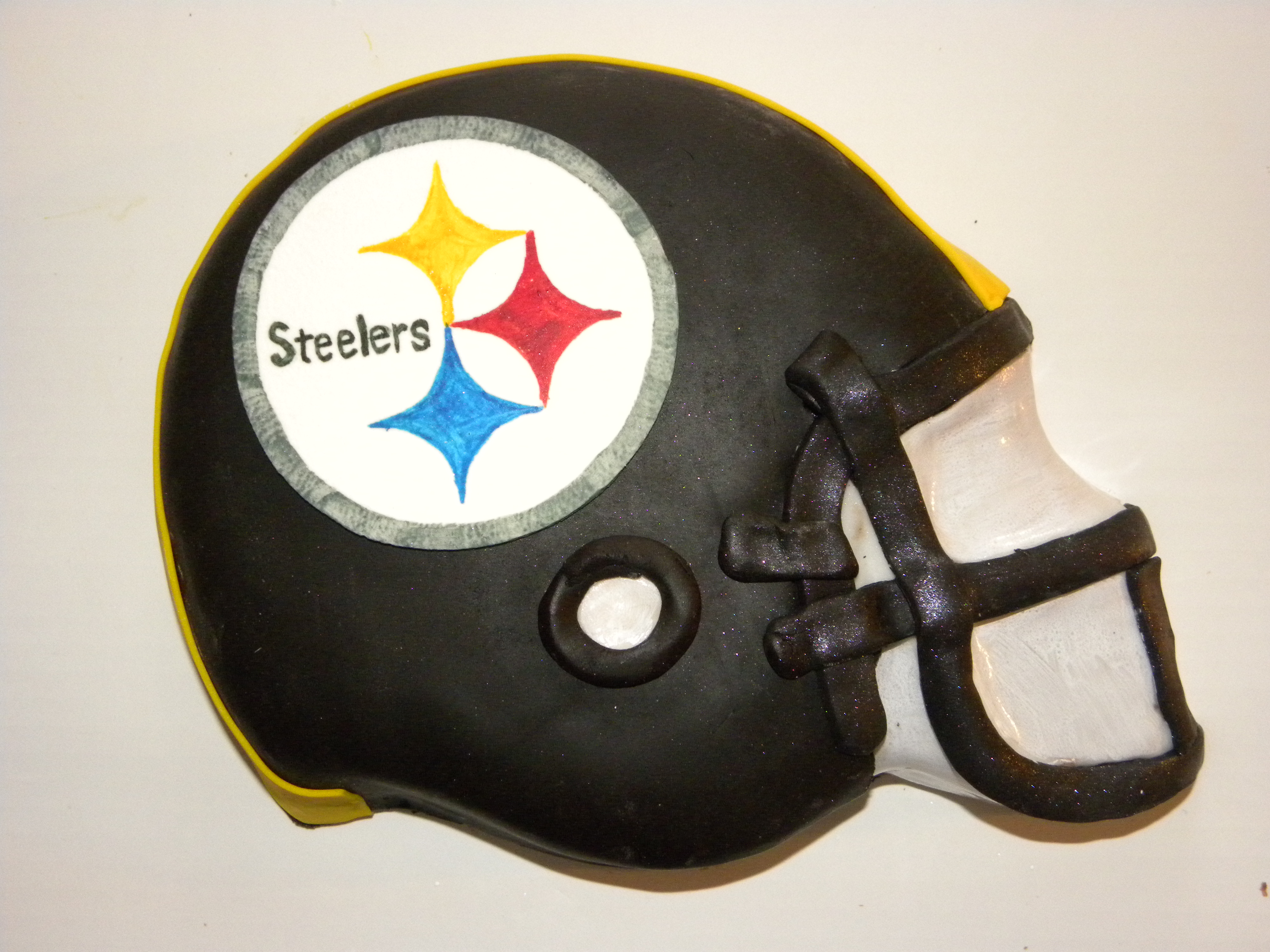 Pittsburgh Steelers Helmet Cake