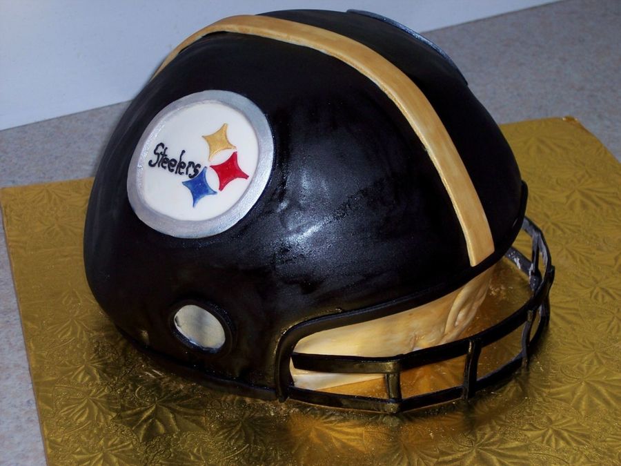 Pittsburgh Steelers Helmet Cake