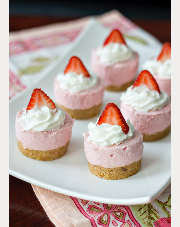 Strawberry Mini Cheesecake Bites