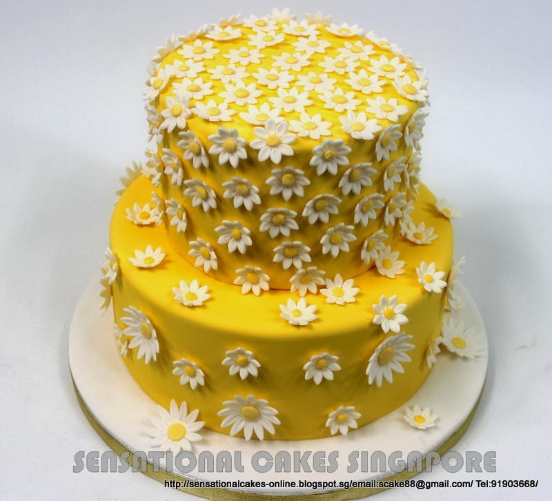 Yellow Daisy Wedding Cake