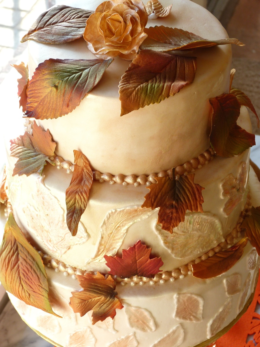 Autumn Fall Wedding Cakes