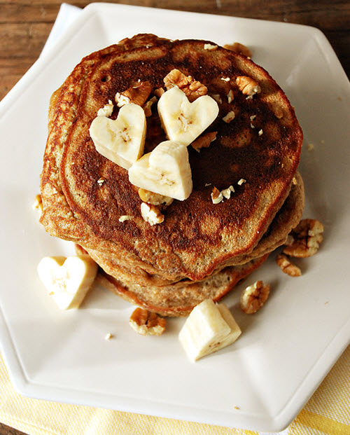 6 Photos of Banana Cinnamon Pancakes With Syrup