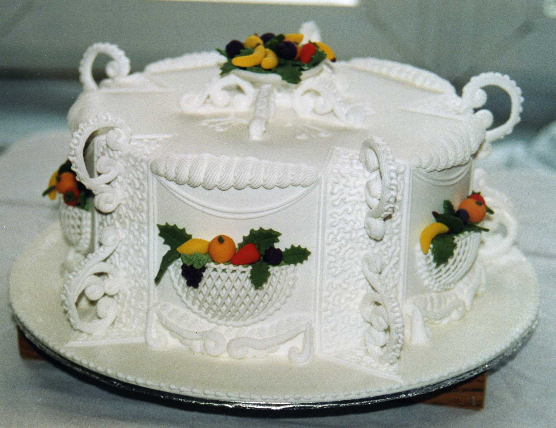 Beautiful Christmas Cake