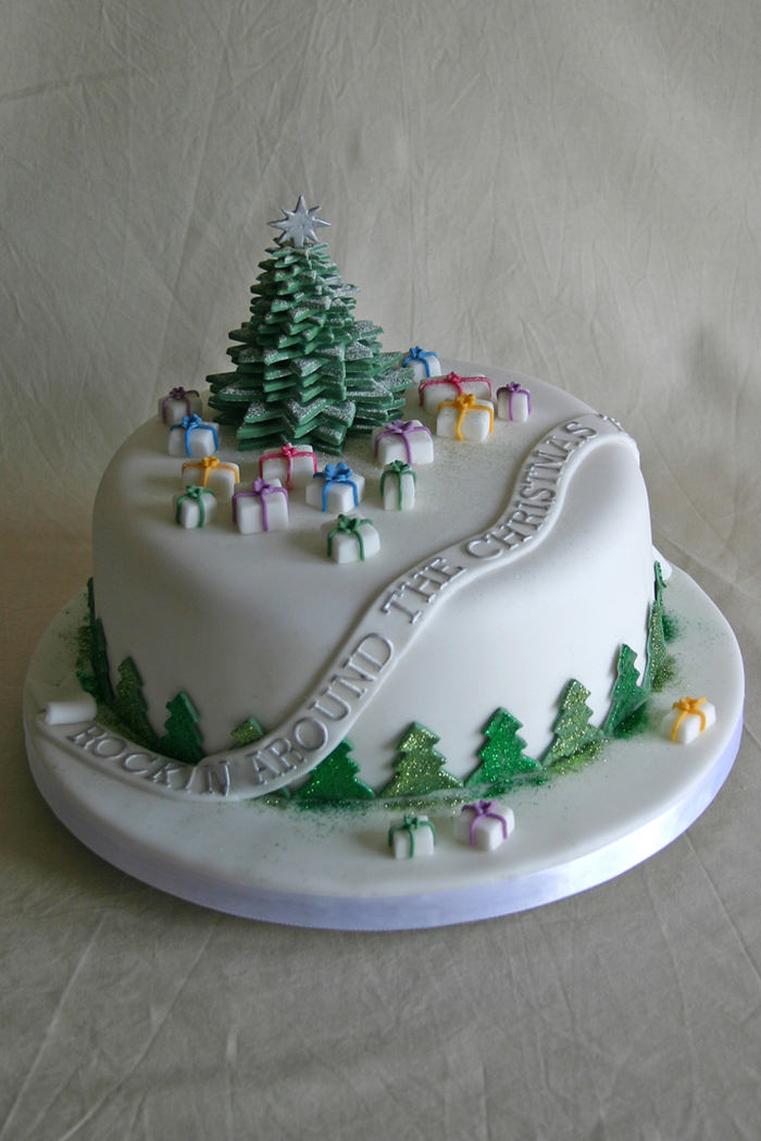 11 Photos of Easy Beautiful Christmas Cakes